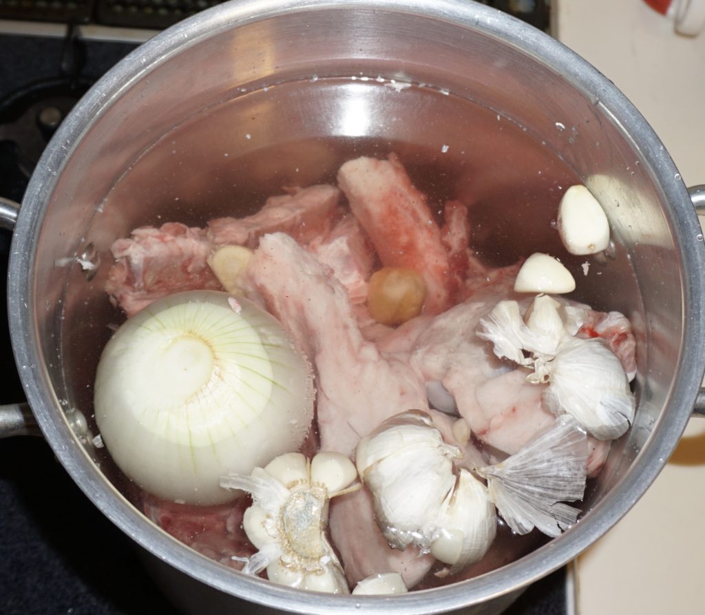 豚骨スープ　作り方